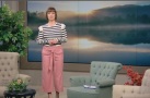 Стилисти се гаврят с Векилска, редовно обличат водещата като папагал
