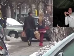 Антония Петрова сложи новия си под чехъл, вижте на какъв тормоз го подлага