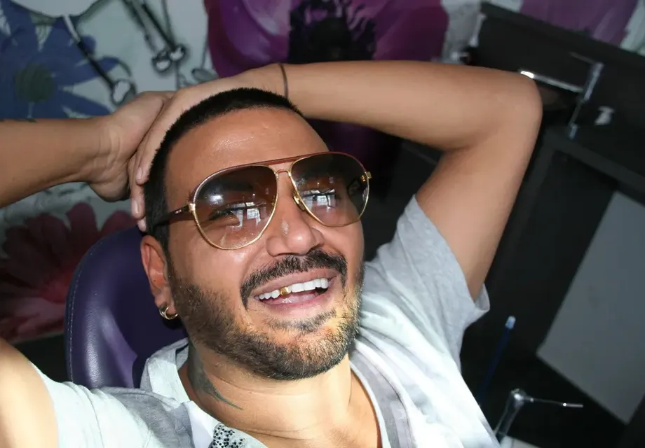 Азис се е казвал Станислав, спял в колата си, живеел у Тони Стораро, изпада в депресии + още неизвестни факти от живота му