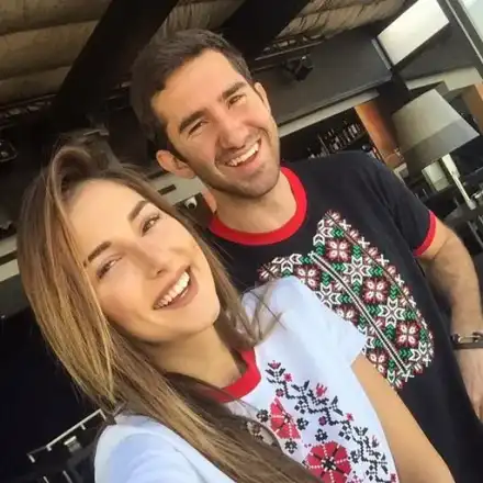 Богданска се прави на светица, от два месеца не била помирисвала мъж (А кой й вярва?)