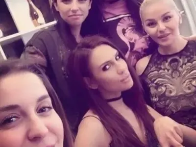 Галена с парти за бебето, покани Деси Слава за орисница (Снимки)