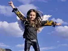 Кариерата на Крисия зацикли