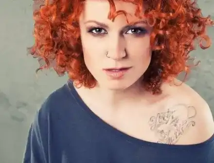 Люси Дяковска спи без дрехи и не се срамува да показва тялото си