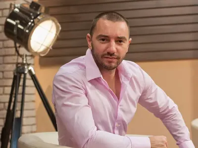 Майката на Антон Хекимян удари 50 бона от лотарията! Водещият й казал да си мълчи (Подробности)