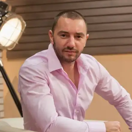 Майката на Антон Хекимян удари 50 бона от лотарията! Водещият й казал да си мълчи (Подробности)