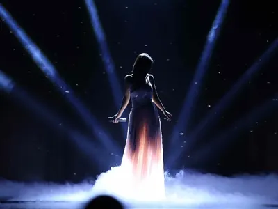 Мария като нежна фея от приказките във финалната нощ на Sofia Fashion Week (МНОГО СНИМКИ)