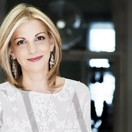 Миа Сантова родител за пример (Вижте как трепери над малката Ида)