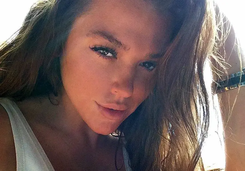 Млад милионер глези Бориса на Малдивите, моделката най-сетне влюбена