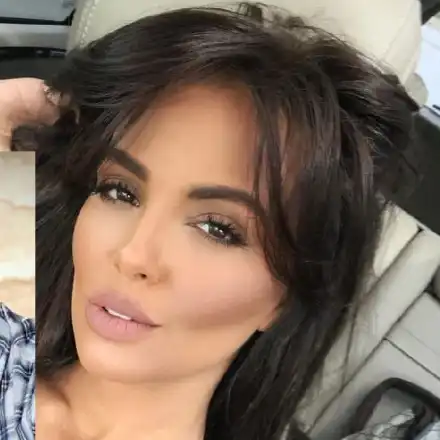 Новината на годината: Николета Лозанова се пренесе при Ники Михайлов? Тв водещата написа: „Обичам те“