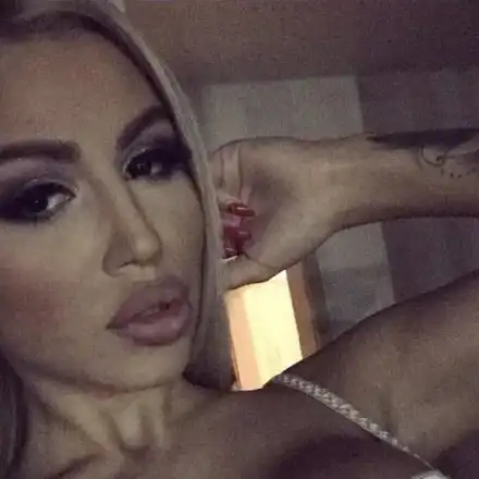 Първо в HotArena! Анджелина и Любо Бентлито се разделиха, певицата става ТВ звезда