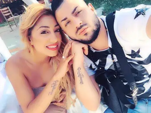 Разбиха и ограбиха колата на Роксана! Бременната звезда плаче и пуши в истерия