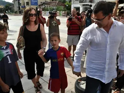 Симеон Дянков се върна при жена си! Бившият вицепрезидент се покая за изневярата с палавата Ирина