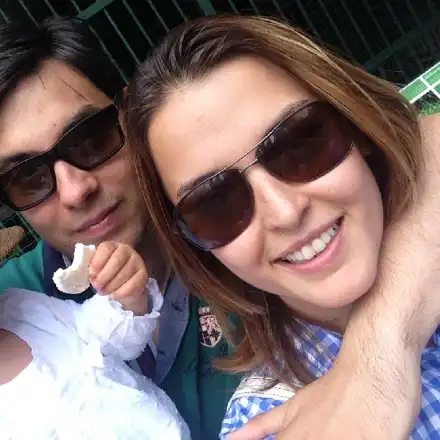 Светльо Иванов ял ароматизатор, жена му говори по дистанционното (Двамата нечовешки разсеяни)