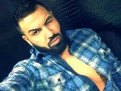 Тайланд полудя по Азис! Родна чалга тресе другия край на света