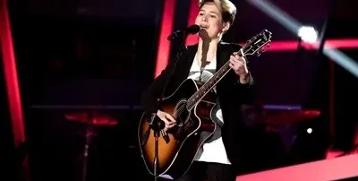 Учителка отключила анорексията на новата звезда на „Гласът на България“