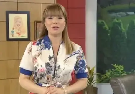 УЖАС! Мира Добрева заприлича на пъпеш, водещата прекали с ботокса, лицето й е неузнаваемо (Фото)