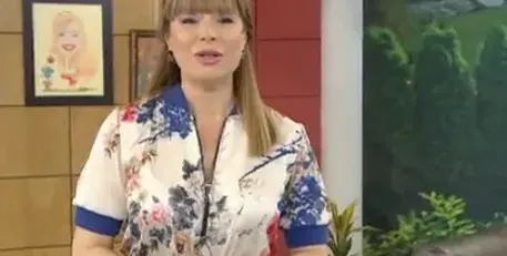 УЖАС! Мира Добрева заприлича на пъпеш, водещата прекали с ботокса, лицето й е неузнаваемо (Фото)