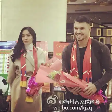 Валери се оженил тайно! Биляна Общата се обяви за г-жа Божинова