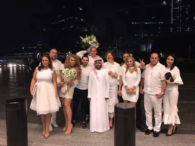 Ваня Червенкова чукна 50 в Дубай (Вижте МНОГО СНИМКИ от уникалното парти)