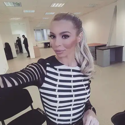 Вижте Мегз преди години. Няма да я познаете! (Фото)