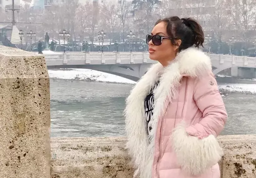 Ивана се лекува при Говорещата със змии! Лее си куршум, но пази в тайна причината