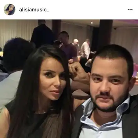 Бомба! Ето я първата снимка на Алисия и Бирмата! Заедно ли са?