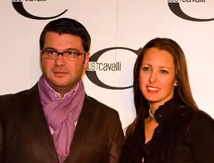 Д-р Енчев побърквал първата си съпруга с манията си да я преобрази + причината за развода им