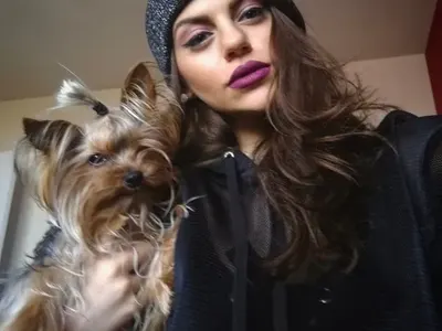 Евгени Минчев: Ани и Виктор са модните Лаурел и Харди, косите на Филева джафкат, а Ирина Флорин е с обувки от Втората световна война + още подробности и СНИМКИ