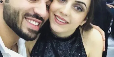 Фики пропуши от нерви преди сватбата, избират рокля на Гюлджан (Снимки)