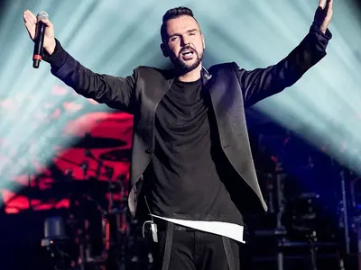 Гилотината на лорд Минчев без почивен ден: Криско навирил кепето, като препил след аванс тираджия, Петканов продавач в център за редосеялки + още коментари и снимки