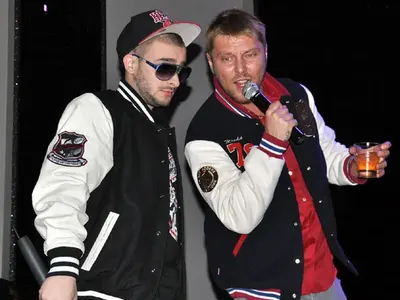 Гилотината на лорд Минчев без почивен ден: Криско навирил кепето, като препил след аванс тираджия, Петканов продавач в център за редосеялки + още коментари и снимки