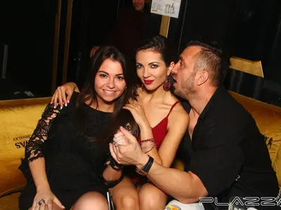 Hot СНИМКИ! Райна и Коцето пак се свалят (Македонското девойче си показа оная работа пред бившия си)