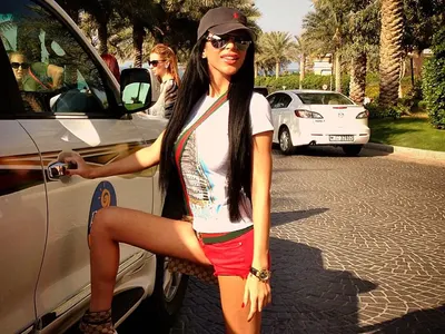 Катрин Вачева заряза годеника си заради мастит бизнесмен, обикаля света на негова издръжка (Снимки от ваканциите й)