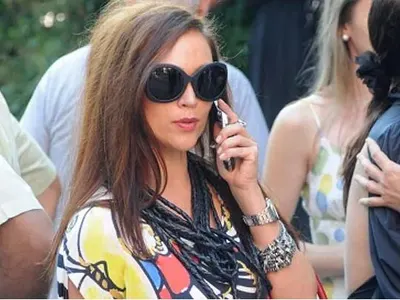 Мая Илиева влиза ударно в тютюневия бизнес, внася пури от Куба