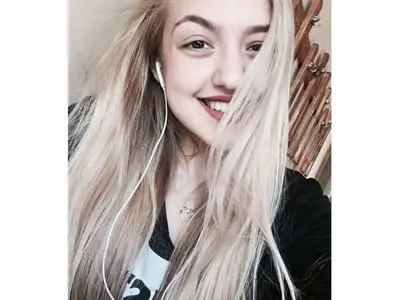 Най-красивата ромка ще учи за архитект в Италия