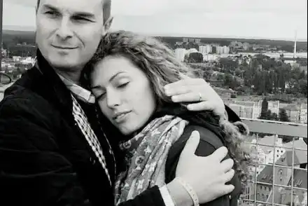 Петър Бакърджиев и Гергана Гунчева скрепиха брака си с втори син! След първото дете Самуил журналистът се превърнал в мъж под чехъл