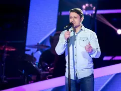 Поли Генова и Камелия точат лиги по секс символ