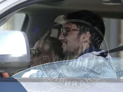 Попето разхожда Елена Паришева из София с джип като камион за 200 бона (Папарашко фото)