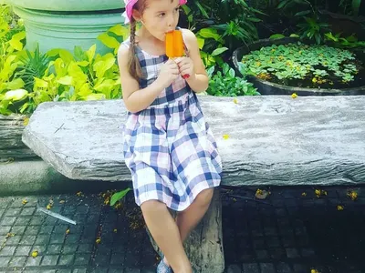 Ромина и Дарко Тасевски подариха приказна ваканция на трите си деца (Снимки)