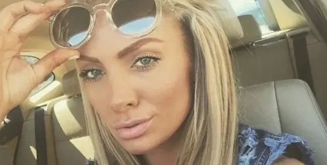 Русата Златка изплаща мерцедес за 200 бона (Райкова паркира джипа като бижутер, маневрира по 20 минути)