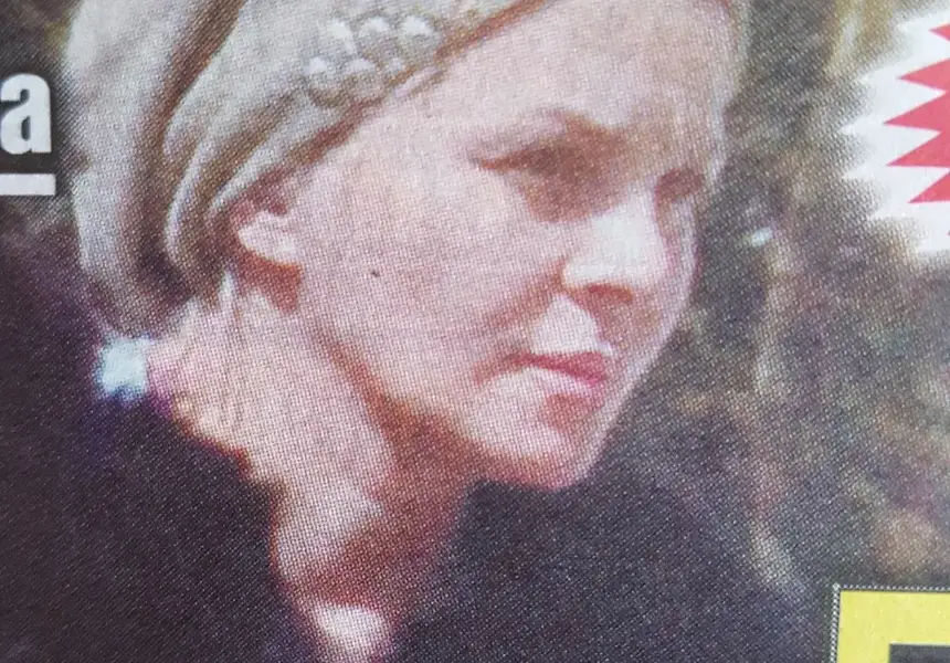 Съвсем изтрещя! ДесиСлава се пусна с тюрбан, заприлича на по-лоша своя версия (Фото)