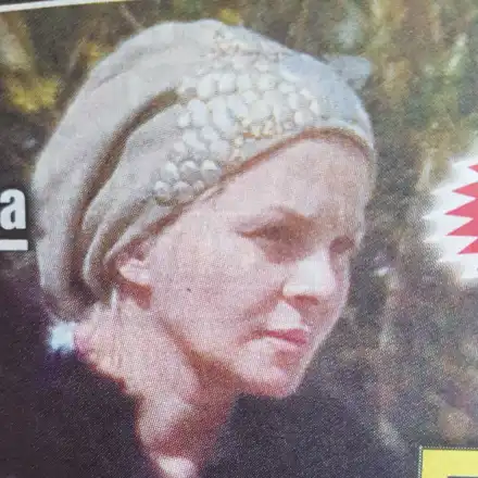 Съвсем изтрещя! ДесиСлава се пусна с тюрбан, заприлича на по-лоша своя версия (Фото)