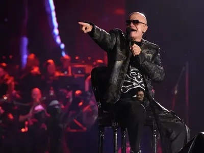 Слави лапва 1 милион от концерта (Шоуто на Дългия ще е на 80-ия рождения ден на Царя)