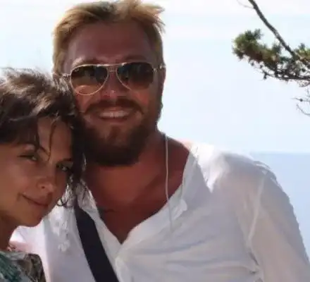 Стар любовник изнудва Миро за пари! Въпросният Иво пази скандални кадри от креватния им живот