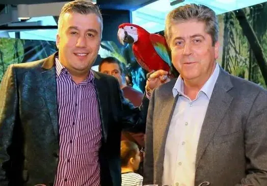 „Светският лъв“ Атанас Лазаров затъна в дългове! Съдебен изпълнител запорира сметките му (Скандални подробности)