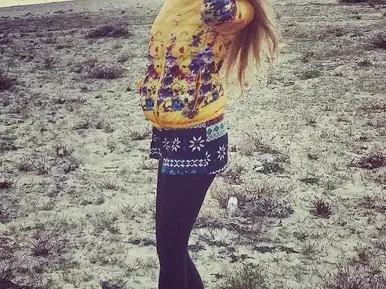 Тоца си пече дупето в Гърция с новия си любовник (Вижте кой е той)