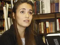 Радина Кърджилова на изложба с бебето, баща й отрече да е бременна