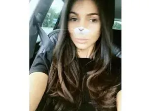 Алисия като кривогледо зайче! Отива ли й?