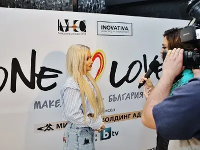 Бомба: Гери-Никол чака дете от Криско! (МНОГО СНИМКИ)