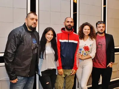 Бомба: Гери-Никол чака дете от Криско! (МНОГО СНИМКИ)